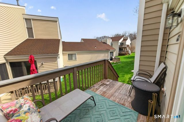 62 Monticello Drive 62, Branford, CT 06405