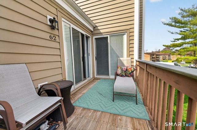 62 Monticello Drive 62, Branford, CT 06405