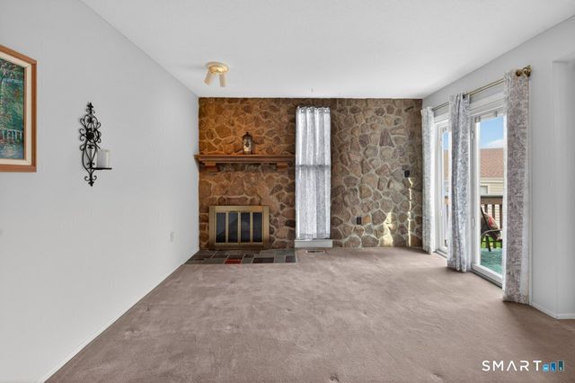 62 Monticello Drive 62, Branford, CT 06405