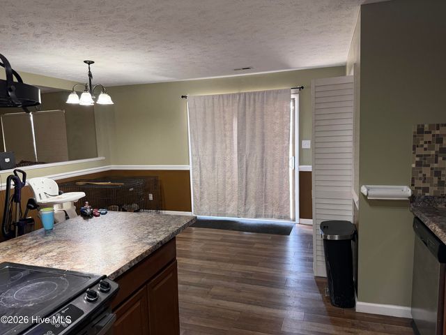 6662 Brookshire Street, Fayetteville, NC 28314