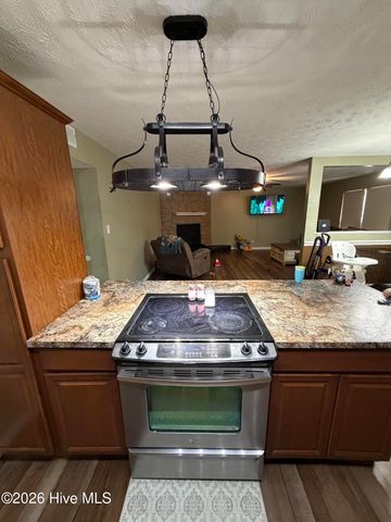 6662 Brookshire Street, Fayetteville, NC 28314