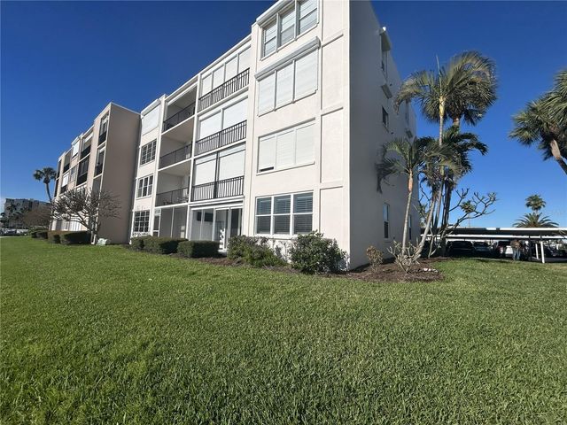 7625 SUN ISLAND DRIVE S 108, South Pasadena, FL 33707