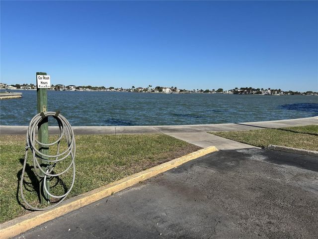 7625 SUN ISLAND DRIVE S 108, South Pasadena, FL 33707