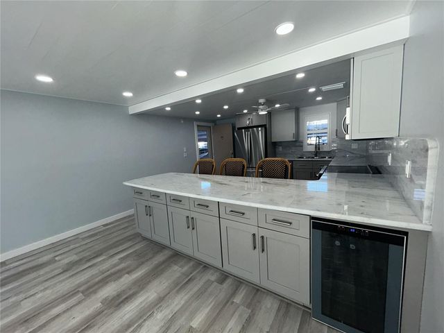 7625 SUN ISLAND DRIVE S 108, South Pasadena, FL 33707