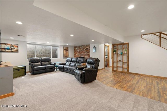 3003 N 5th ST, Coeur D'alene, ID 83815