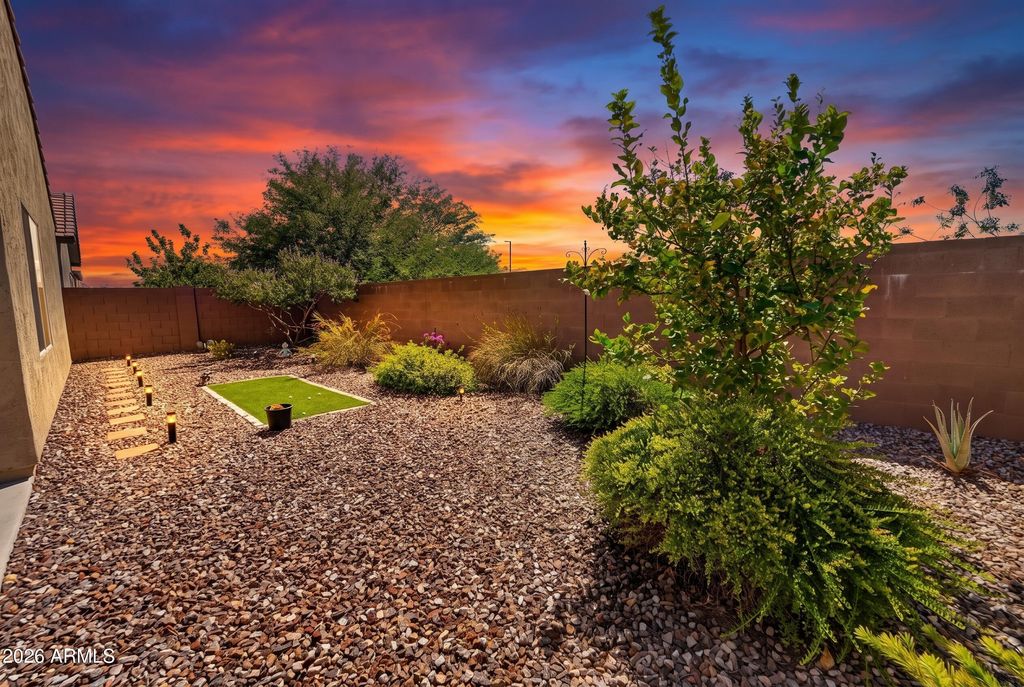 5621 W HERITAGE Way, Florence, AZ 85132 — photo 2