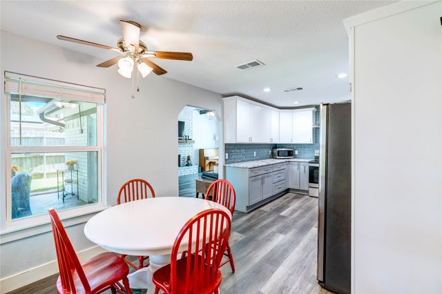 6901 Briardale Drive, North Richland Hills, TX 76182