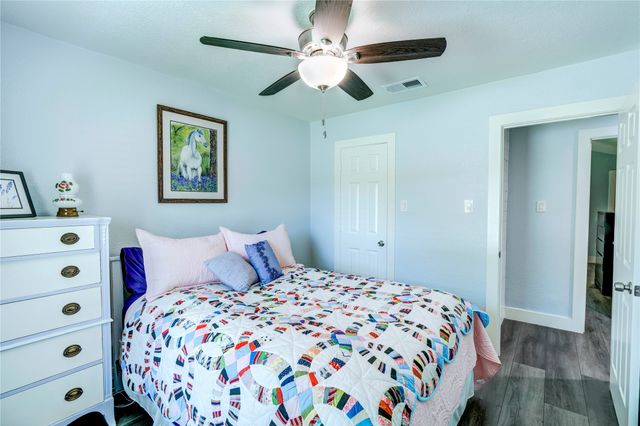 6901 Briardale Drive, North Richland Hills, TX 76182