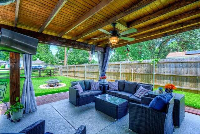 6901 Briardale Drive, North Richland Hills, TX 76182