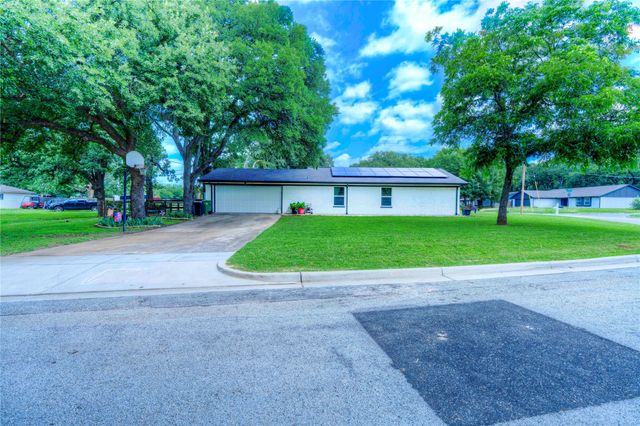 6901 Briardale Drive, North Richland Hills, TX 76182