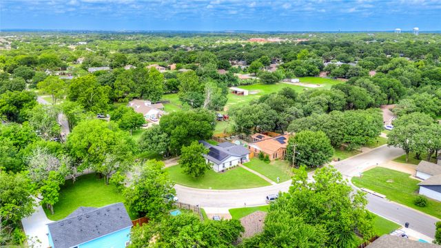 6901 Briardale Drive, North Richland Hills, TX 76182
