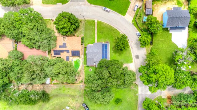 6901 Briardale Drive, North Richland Hills, TX 76182