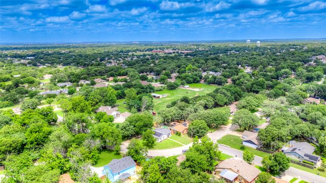 6901 Briardale Drive, North Richland Hills, TX 76182