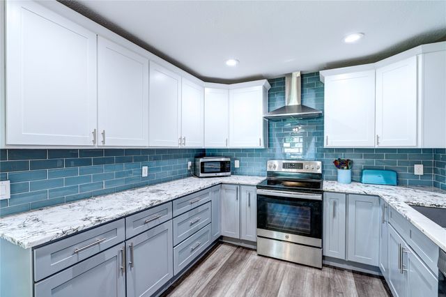 6901 Briardale Drive, North Richland Hills, TX 76182
