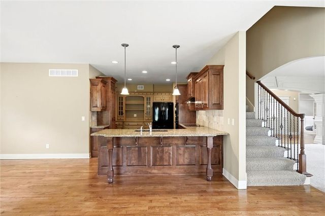 10306 North Brooklyn Avenue, Kansas City, MO 64155