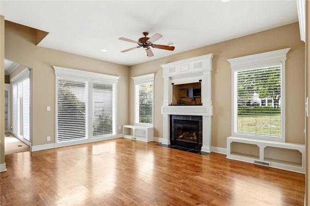 10306 North Brooklyn Avenue, Kansas City, MO 64155
