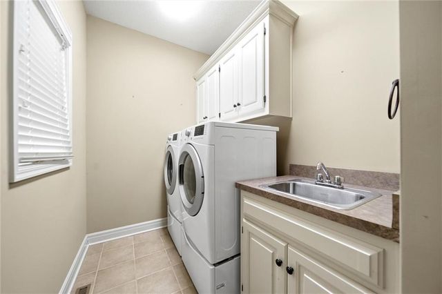 10306 North Brooklyn Avenue, Kansas City, MO 64155
