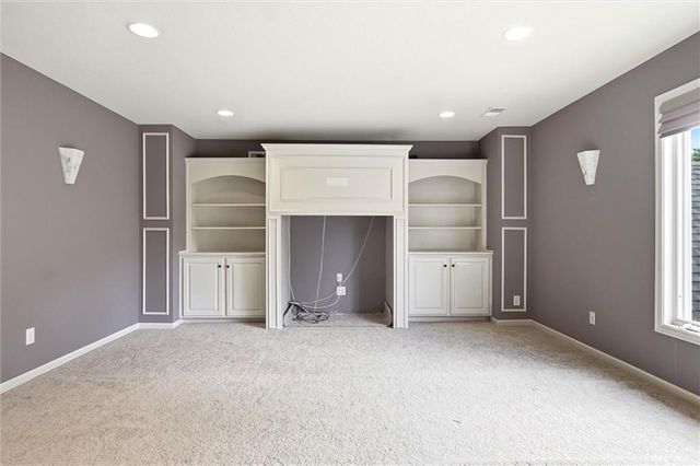 10306 North Brooklyn Avenue, Kansas City, MO 64155
