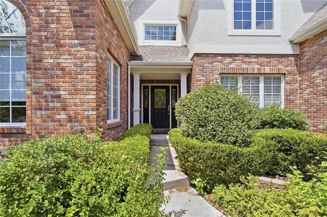 10306 North Brooklyn Avenue, Kansas City, MO 64155