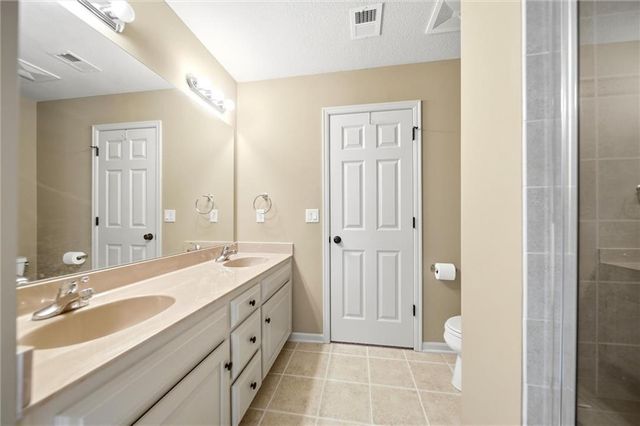 10306 North Brooklyn Avenue, Kansas City, MO 64155