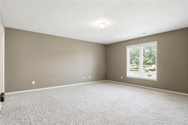 10306 North Brooklyn Avenue, Kansas City, MO 64155