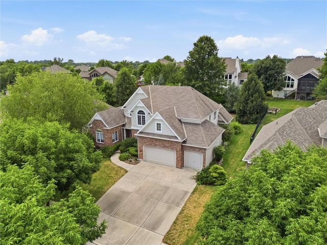 10306 North Brooklyn Avenue, Kansas City, MO 64155