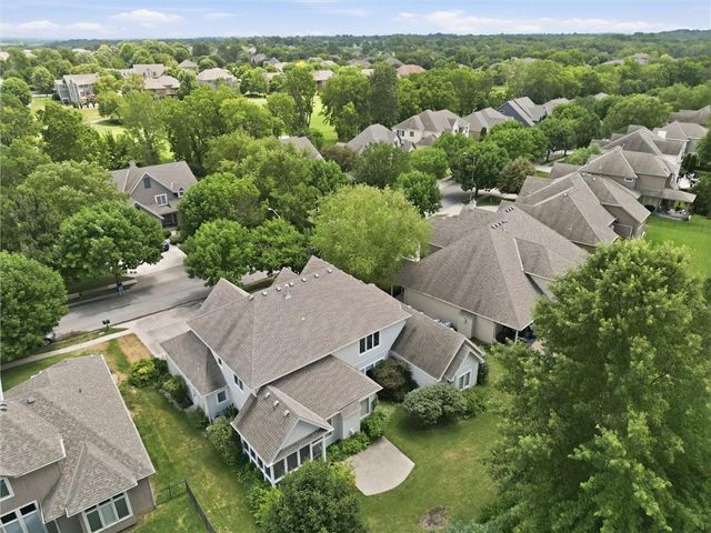 10306 North Brooklyn Avenue, Kansas City, MO 64155