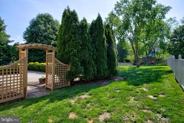 401 CONOY AVE, Elizabethtown, PA 17022