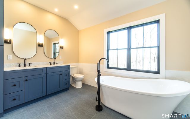 9 Silver Springs Drive, Haddam, CT 06441