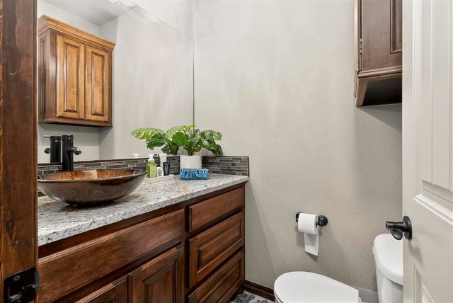 14068 NE Prairie Hill Cir, Elgin, OK 73538