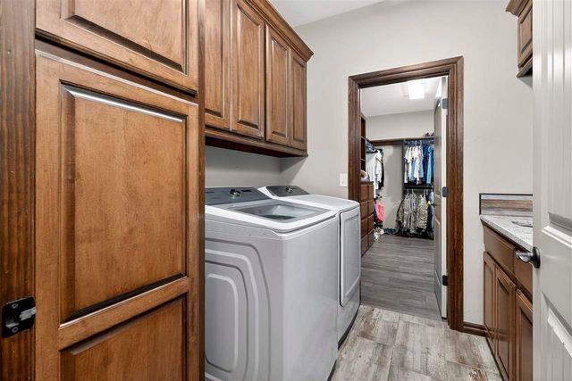 14068 NE Prairie Hill Cir, Elgin, OK 73538