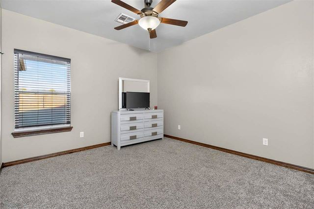 14068 NE Prairie Hill Cir, Elgin, OK 73538