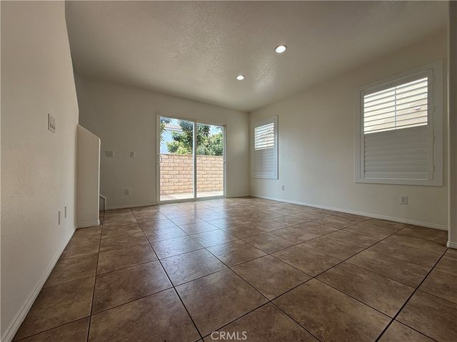 506 N Placer Privado, Ontario, CA 91764