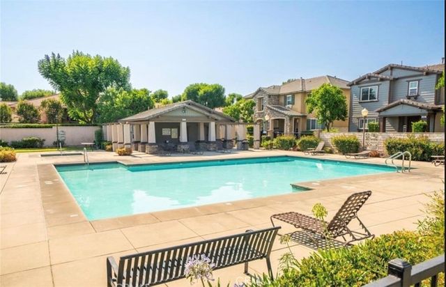 506 N Placer Privado, Ontario, CA 91764