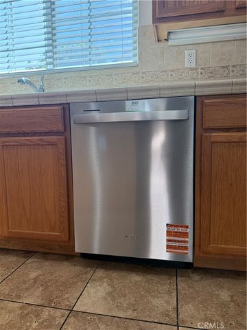 506 N Placer Privado, Ontario, CA 91764