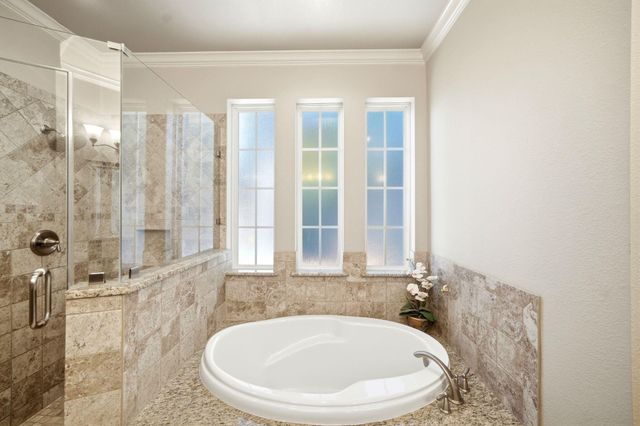 1014 Pinewood Lane, Seabrook, TX 77586