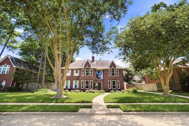 1014 Pinewood Lane, Seabrook, TX 77586