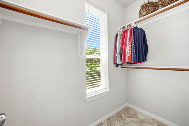 1014 Pinewood Lane, Seabrook, TX 77586