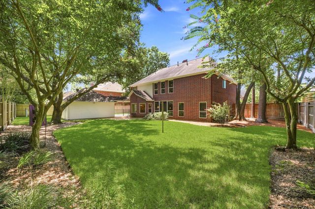 1014 Pinewood Lane, Seabrook, TX 77586