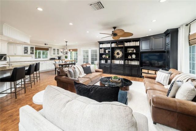 280 E Miramar, Claremont, CA 91711