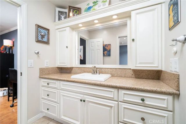 280 E Miramar, Claremont, CA 91711