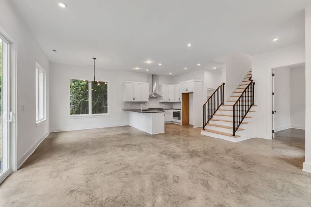 5917 Robertson Ave, Nashville, TN 37209