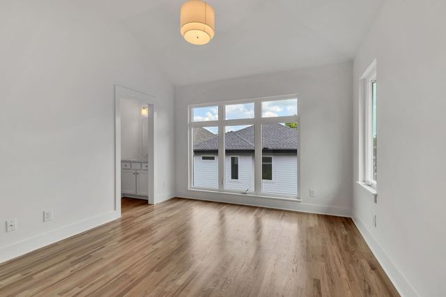 5917 Robertson Ave, Nashville, TN 37209