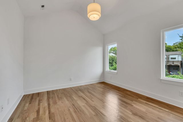5917 Robertson Ave, Nashville, TN 37209