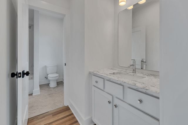 5917 Robertson Ave, Nashville, TN 37209