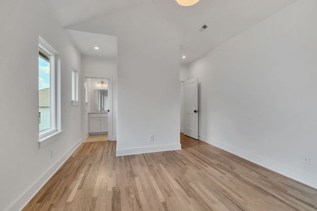 5917 Robertson Ave, Nashville, TN 37209