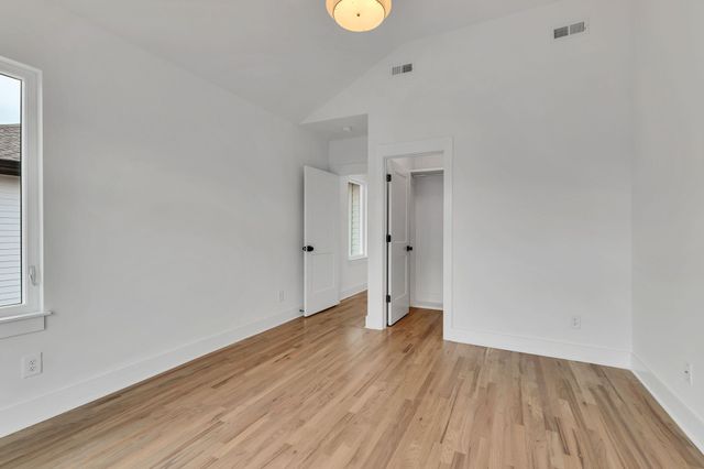 5917 Robertson Ave, Nashville, TN 37209