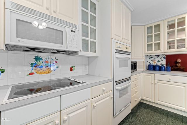 3211 Plantation Road, Raleigh, NC 27609