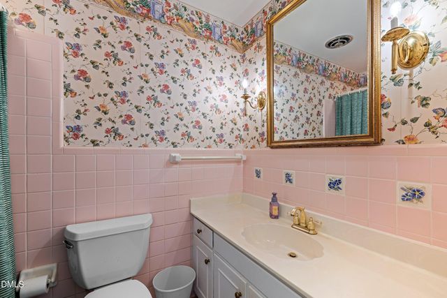 3211 Plantation Road, Raleigh, NC 27609