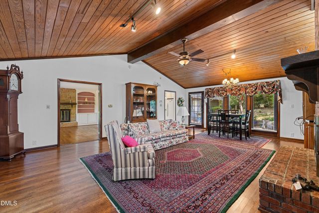 3211 Plantation Road, Raleigh, NC 27609